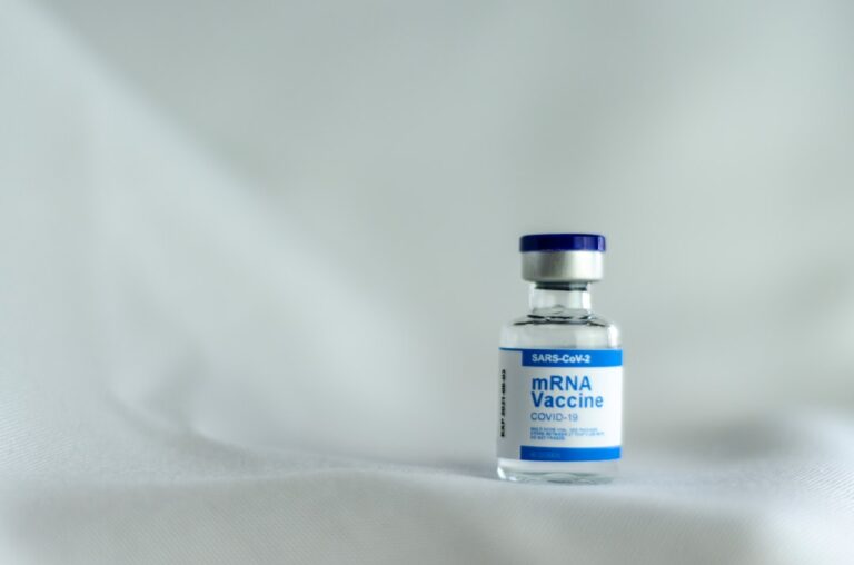 The Rise of Personalized Medicine in the U.S.: DNA-Based Healthcare